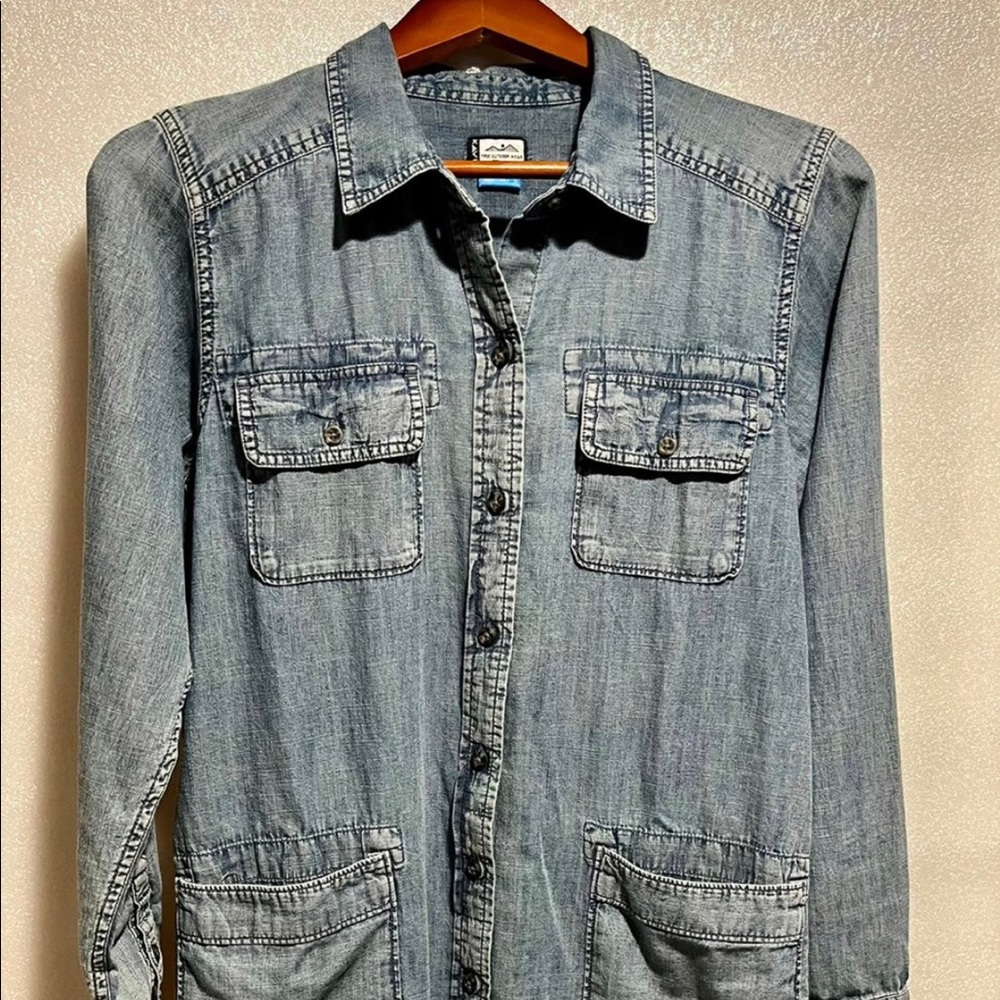 Women’s denim dress.